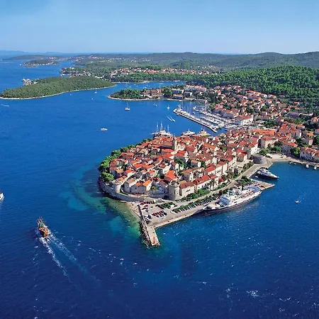 Lovely Holiday With Private Swimming Pool In Dalmatia Casa vacanze *